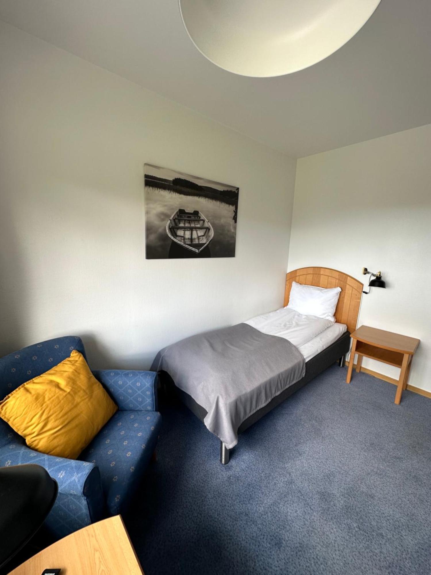 Honne Hotell Biri الغرفة الصورة