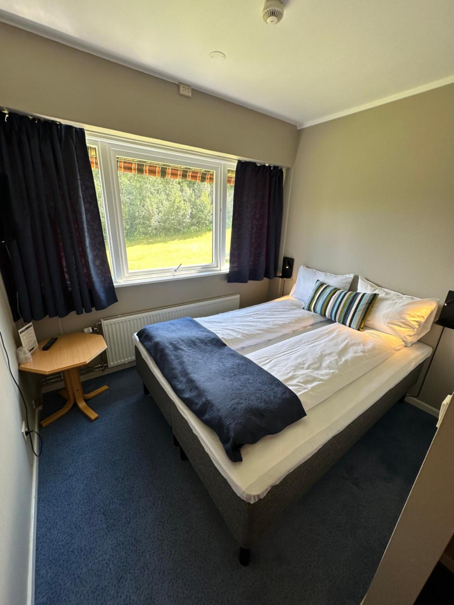 Honne Hotell Biri الغرفة الصورة